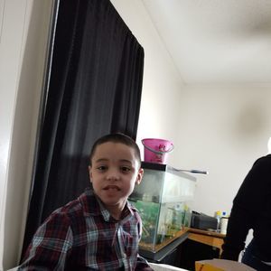 Meet your Posher, Dion